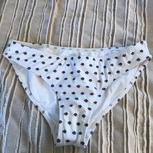 VINEYARD VINES black and white bathing suit bottom